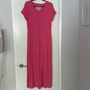 Lucy & Laurel Large long dress with slit sides.Bright Pink!Great condition.